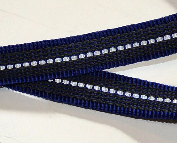 5923023076 - Smycz przepinana nić odblaskowa