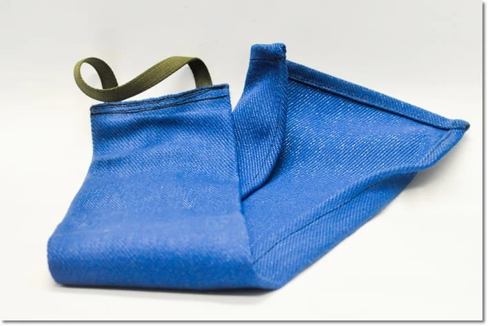 Sch708701R - Szmata z materiału ringowego