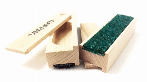 1209-A - Przedmiot na ślady drewno i wykładzina widok