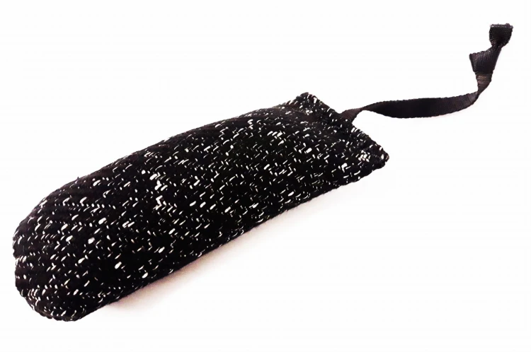 0445 - Gryzak z materiału ringowego mini widok1