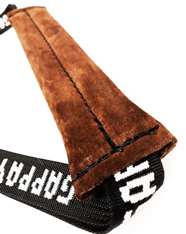 0491-B - Gryzak ze skóry zrolowany widok3